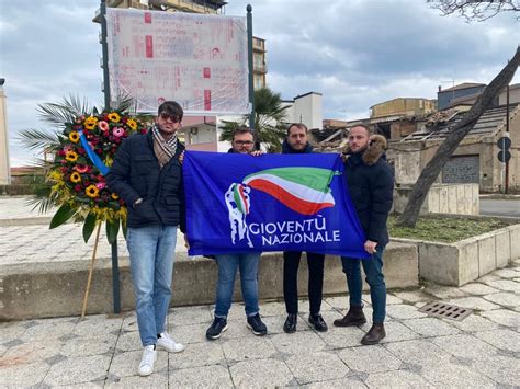 Crotone Fratelli d Italia e Gioventù Nazionale commemorano i martiri