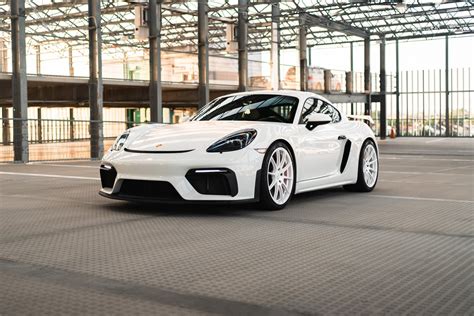 Porsche Cayman 718 GT4RS White Forgelite FL9 Wheel | Wheel Front