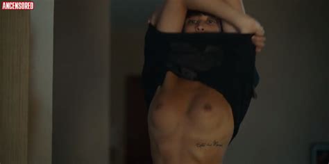 Naked Sarah Kristian in Victor Célia