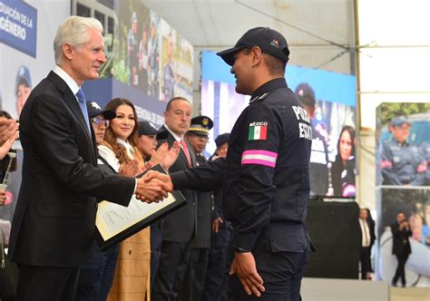 Se Gradúan Mil 900 Agentes Para Formar Parte De La Policía De Género Del Edoméx Central Municipal