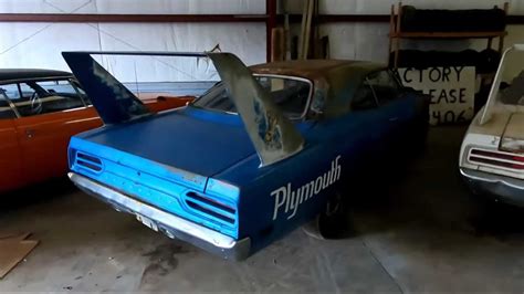 Plymouth Superbird, Ford Torino Talladega Barn Finds Are Aero War Veterans