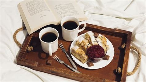 Free Photo | Breakfast in bed