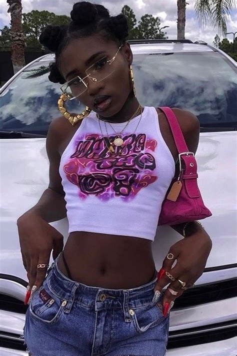 🎀 𝔐𝔞𝔯𝔦𝔭𝔬𝔰𝔞 🎀 2000s Fashion Outfits Streetwear Fashion Women 2000s