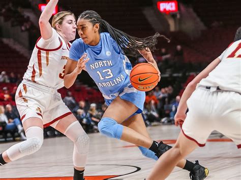 No 8 Unc Womens Basketball Earns 73 64 Win Over No 5 Iowa State In