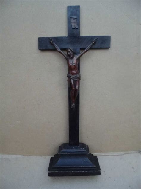 Crucifix Bois Tendre D But Du Xixe Si Cle Catawiki