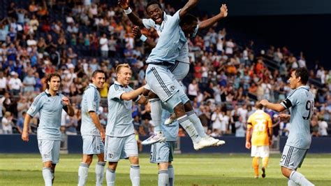 Lunchtime distraction: Sporting Kansas City and goal celebration talk - NBC Sports