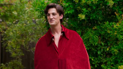 AusCAPS Isaac Crawley Nude In Neighbours Episode