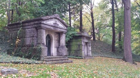 You Might Just Spot A Ghost At The Most Haunted Cemetery In Ohio In