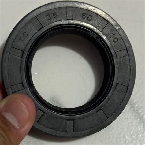 Jual OIL SEAL TC 35X60X10 TC 35 60 10 TC 35 60 10 NBR TAIWAN Jakarta