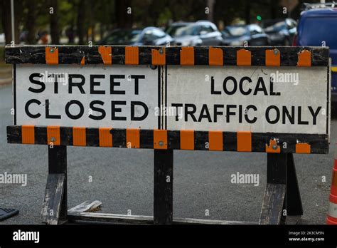 Street Closed, Local Traffic Only Caution Signage. Road Closed Signage ...