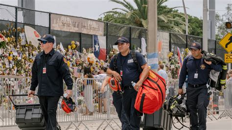 Surfside Building Collapse Surfside News More Bodies Found In Imposing Wreckage Of Collapsed