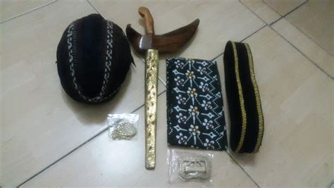 Jual Set Lengkap Kamus Lontong Sabuk Epek Timang Blangkon Keris Bros