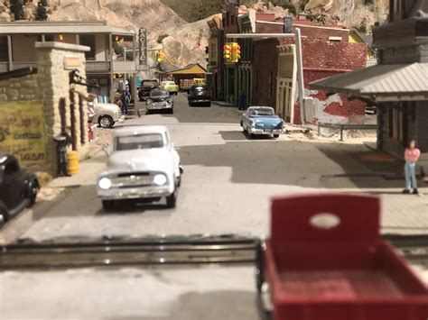 Scenes from a Small Town: A Visit to San Diego’s Model Railroad Museum | The Postcard