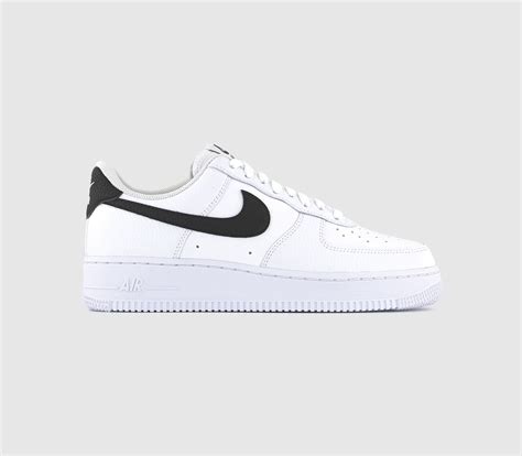 Nike Air Force 1 07 Trainers White Black His Trainers