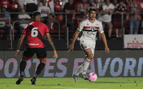 S O Paulo Acerta Renova O De Contrato Moreira