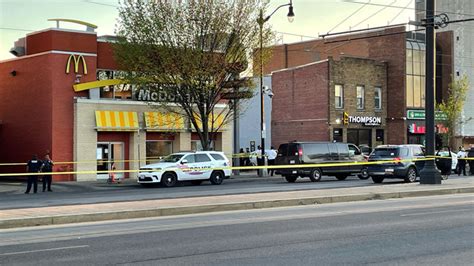 Man Shot Killed Inside Northeast Dc Mcdonalds Police Looking For Shooter