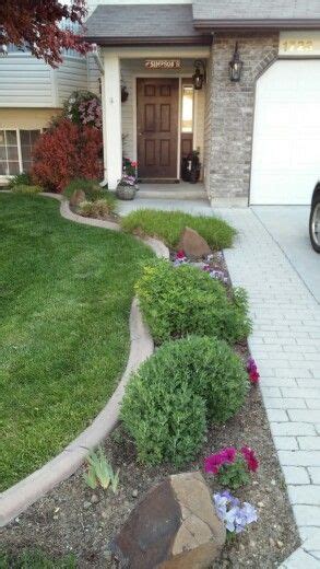 Helpful Tips On Landscaping Your Yard Front Yard Landscaping Design