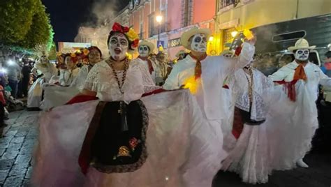 Deslumbra Desfile De Catrinas Y Catrines En Quer Taro Stay Quer Taro