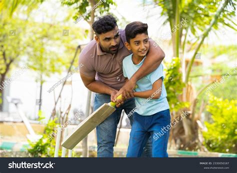 7 Father Playing Cricket His Son Images, Stock Photos & Vectors ...