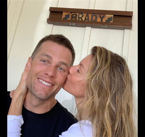 Foto Gisele Bündchen E Tom Brady Se Divorciaram Após 13 Anos De Casamento Purepeople