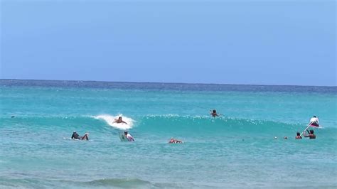 Waikiki Beach Surfer Surfing Hawaii Oahu Honolulu 20160427 1425 Youtube