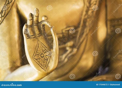 Hand Des Goldenen Buddhas 02 Stockfoto Bild Von Eisen Gebet 17544672