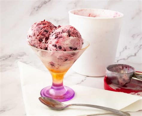 Easy Mixed Berry Ice Cream Recipe No Machine Veena Azmanov