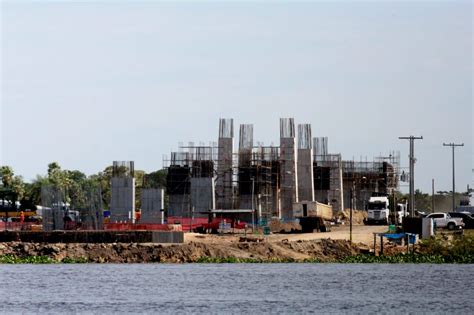 H Lio Peluffo Vistoria Obras Da Ponte Sobre O Rio Paraguai Para