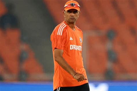 Indian Cricket Team Rahul Dravid Not Keen On Contract Extension As Indian Cricket Team Coach