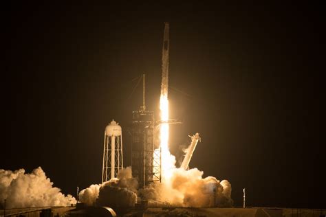 SpaceX launches 4 astronauts to space station, nails rocket landing | Space