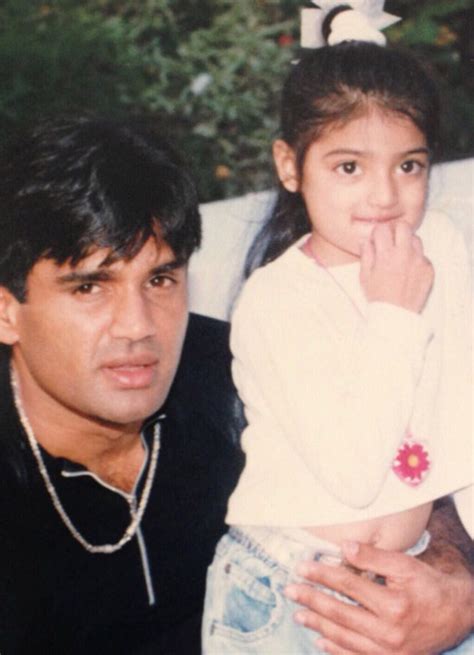 Athiya Shetty Wishes Her Dad Suniel Shetty For His Birthday With This