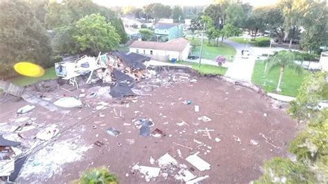 Massive Florida Sinkhole Destroys Homes Video Abc News