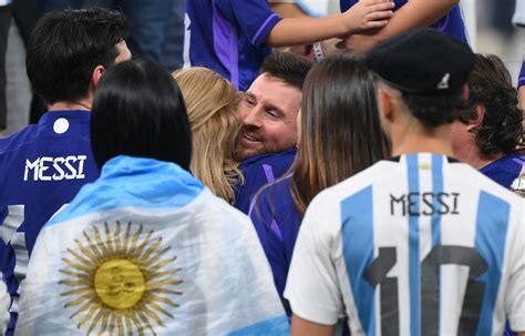 Lionel Messi celebrates World Cup glory with his mother - Football España