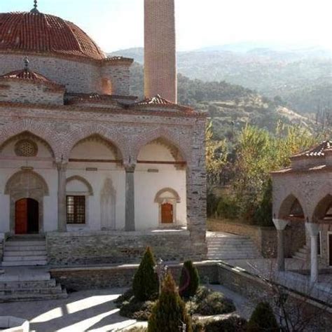 Yoğurtluoğlu Külliyesi Yavukluoğlu Camii Gezi Rehberi Tire İzmir