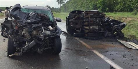 Trois morts calcinés dans une violente collision sur lautoroute du