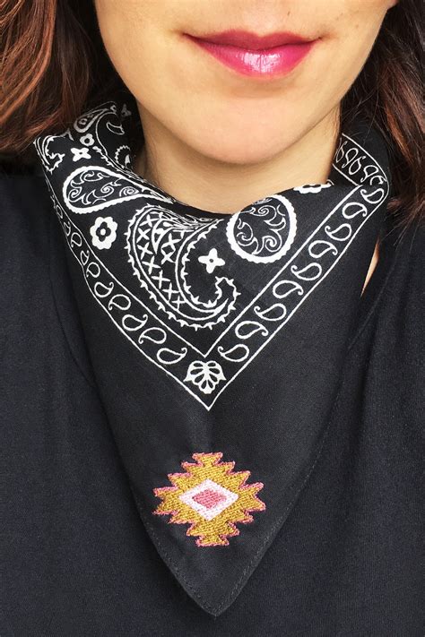 How To Style The Embroidered Bandana 4 Ways Shopmucho