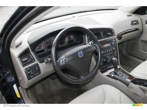 Taupe Interior 2008 Volvo S60 2.5T AWD Photo #41512169 | GTCarLot.com