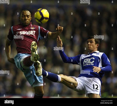 Birmingham City S Barry Ferguson Right And West Ham United S Daniel