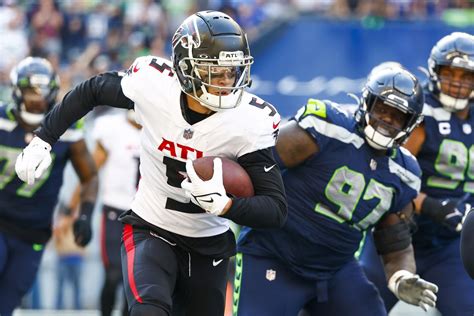 Behind Seattle Seahawks Enemy Lines Previewing Week 7 Vs Atlanta