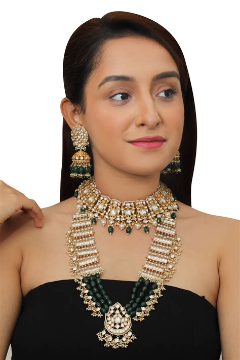 Buy Gold Plated Jadtar Stone Layered Pendant Necklace Set By Riana