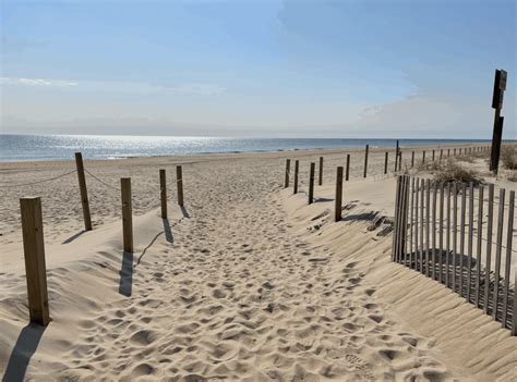 The Beach in Ocean City, MD - OceanCity.com