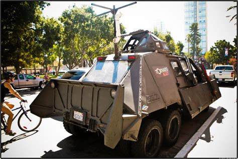 Tornado chasers' truck shoots Imax from inside storms (photos) - CNET