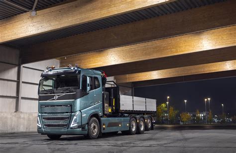 Driven Volvo Fh Electric Expert Volvo Fh Commercial Vehicle Reviews