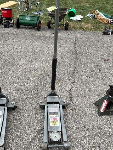 Pittsburgh Heavy Duty Ton Floor Jack With Rapid Pump Wears