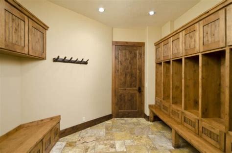 35 Fantastic Mudroom Ideas Photos