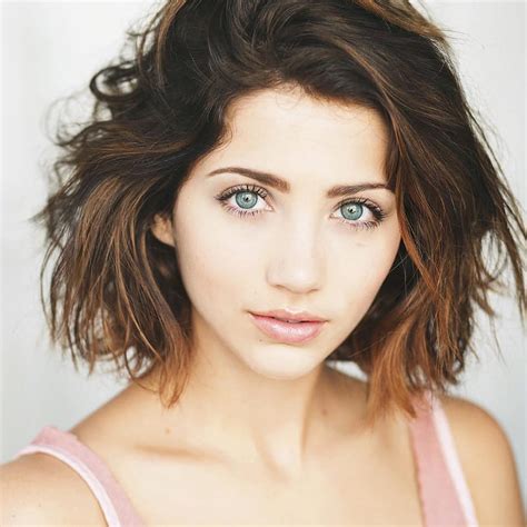 1290x2796px 2k Free Download Women Emily Rudd Brunette Portrait