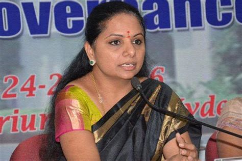 MP Kavitha Controversial Statement KCR Telangana Government