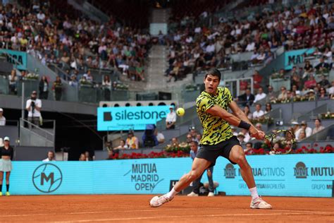 Alcaraz Remet Zverev K O à Madrid Lorient Le Jour