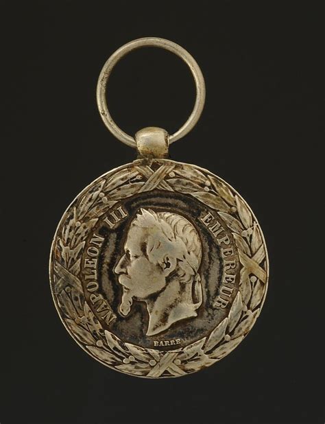 MÉDAILLE COMMÉMORATIVE DE LA CAMPAGNE D ITALIE créée en 1859 Second