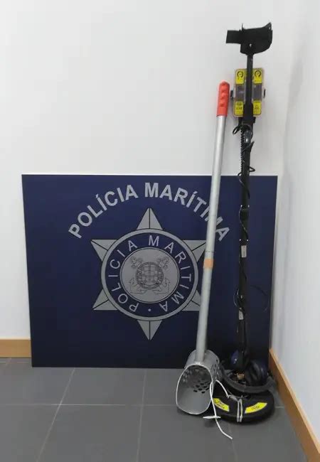 Polícia Marítima de Lagos apreende detector de metais a estrangeiro